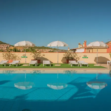 Stylish Le Fontane 2 Bedroom 6 Persons Plus Child Bed No 2511 Appartement Villasimius